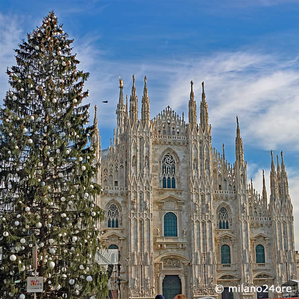 Weihnachtsbaum Mailand