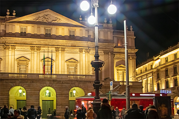 Premiere zur Saisoneröffnung an der Mailänder Scala am 7. Dezember